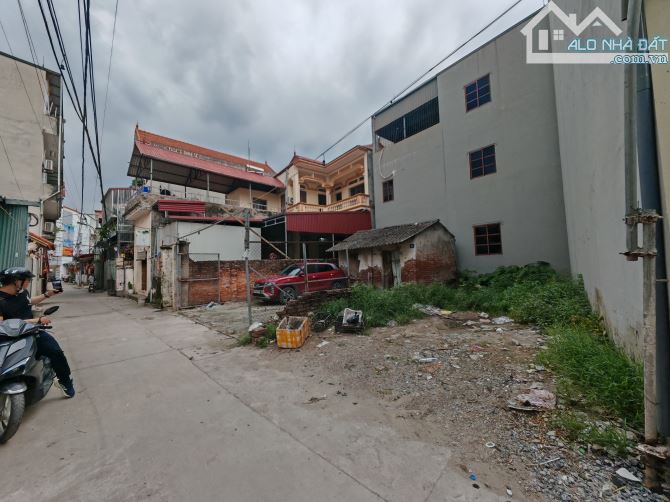 Bán đất Tây Tựu,DT 35m2, Ô tô tải đỗ cửa,ngõ thông, kinh doanh giá 5,4 tỷ - 2