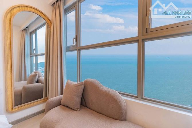 Cho thuê Khách Sạn góc 2 mặt tiền Phó Đức Chính Cách Biển chỉ 50m. - 2