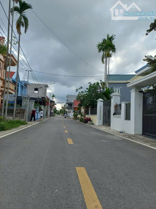 Bán lô 67m TDP Đông. Phường Lâm Động ngõ nông giá chỉ hơn 1 tỷ - 2