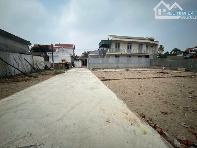 CHẠM TAY VÀO MỎ VÀNG - Gía còn đang “dưới đáy”! - 2