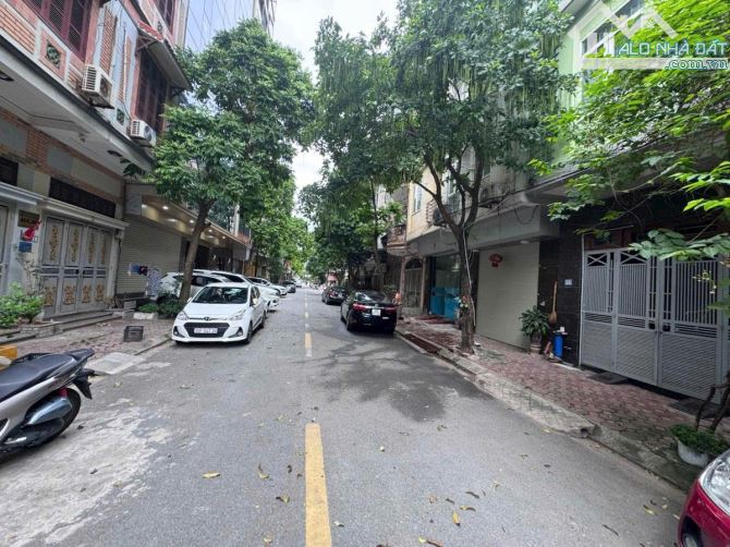 Bán gấp! Mặt phố Lý Thường Kiệt, Hà Đông 42m2, 5 tầng, ô tô tránh, vỉa hè, nhỉnh 13 tỷ - 2