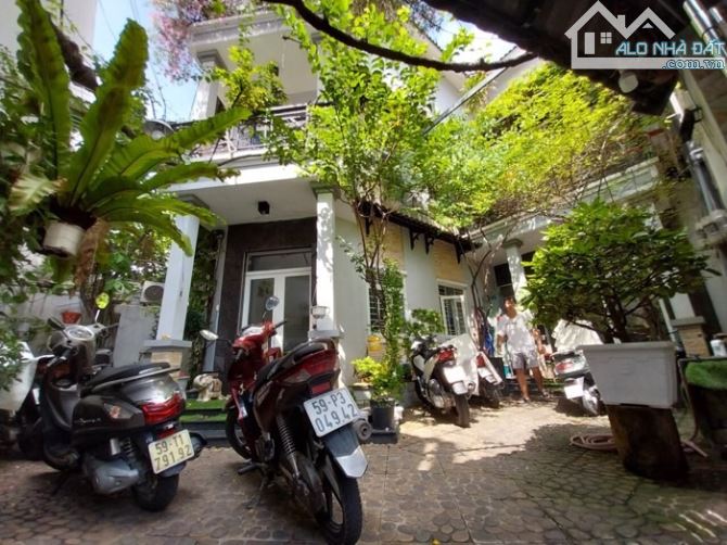 Bán biệt thự mặt tiền chợ hoàng hoa thám, đồng xoài, phường 13, tân bình, 192m2, giá 16.xỷ - 2