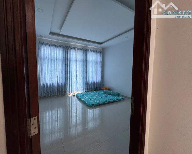 Bán Nhà 3 Tầng HXT Lũy Bán Bích, Tân Phú – Cách Mặt Tiền 1 Căn, 117m² Ngang 5.6m – 14 Tỷ! - 2
