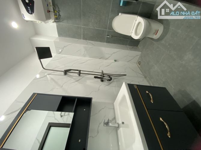 BÁN NHÀ MỸ ĐÌNH - 30Mx 5T - MT4M - LÔ GÓC GẦN Ô TÔ - 6,4 TỶ - 2