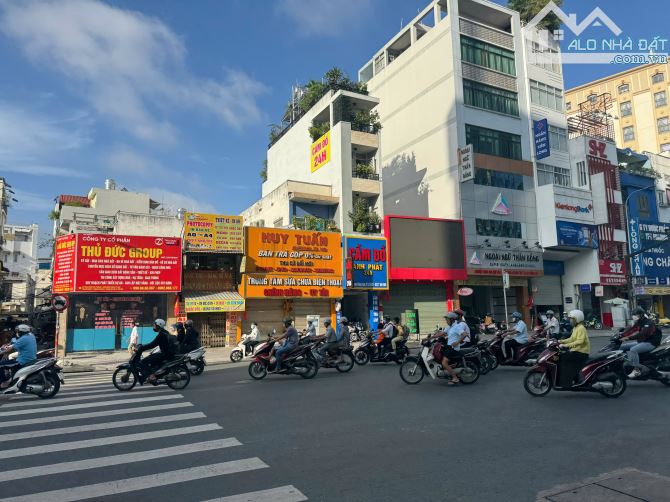Bán nhà góc 3 mặt tiền đường Phan Đăng Lưu, Bình Thạnh: - 2