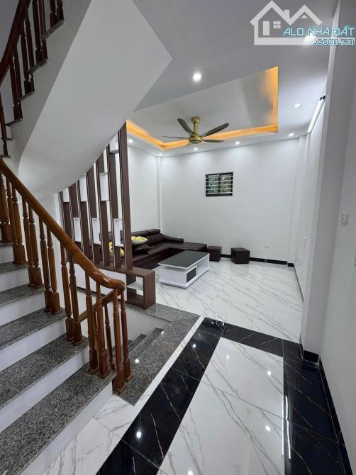 Bán nhà vị trí đẹp phụng châu ô tô đỗ cửa giá chốt giá rẻ nhất 30m.4 Tầng 3,x tỷ - 2
