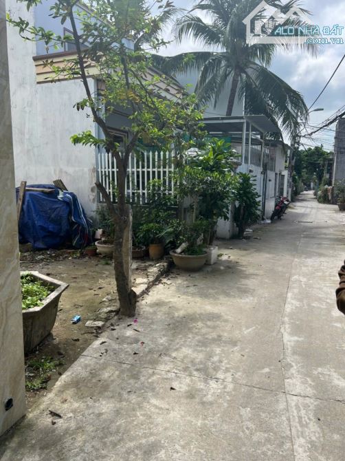 Bán đất Liên Hoa, Vĩnh Ngọc, Tây Nha Trang. DT: 73,4 m2; hướng Tây Bắc. Giá bán 1,66 tỷ - 2