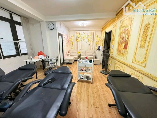 BÁN NHÀ ĐƯỜNG LÁNG ĐỐNG ĐA 7T Ô CHỜ MÁY 16 TỶ 55M2 MT 6M FULL NỘI THẤT LÔ GÓC Ô TÔ KINH DO - 2