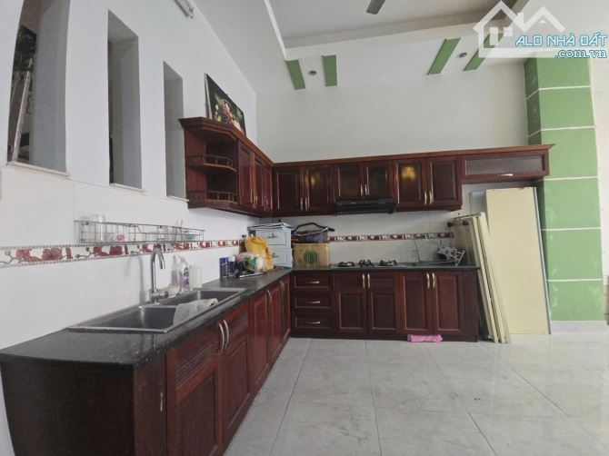 🛎️HXH 7 Chỗ Phan Văn Trị 98m2 Giá chỉ 14.9Tỷ -3 Tầng kiên cố Sổ đẹp nở hậu TL - 2