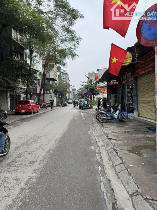 BÁN ĐẤT TẶNG NHÀ ĐỘI CẤN BA ĐÌNH 75M 3TẦNG GIÁ 14TỶ - 2