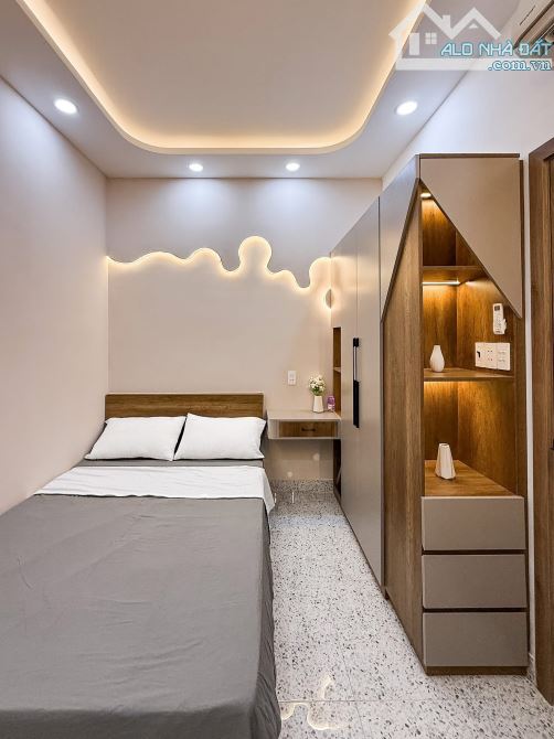 Bán nhà hoàng văn thụ Phú nhuận - 64m2 - full nội thất - 3,85 tỷ - 2