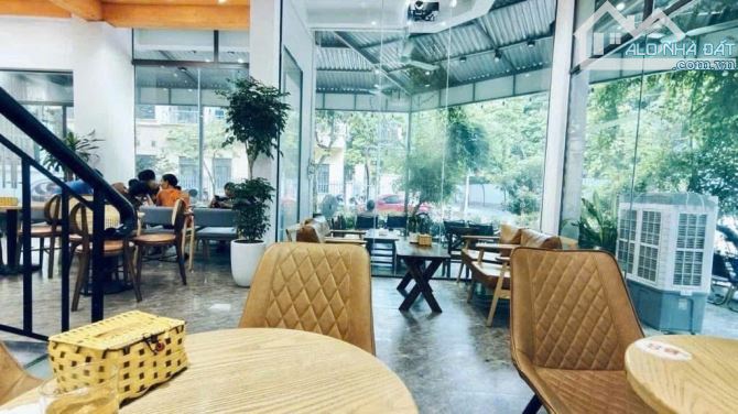 Bán Biệt thự Lưu Hữu Phước - Mỹ Đình lô góc DT: 130mx4 tầng giá: 70 tỷ (TL) - 2