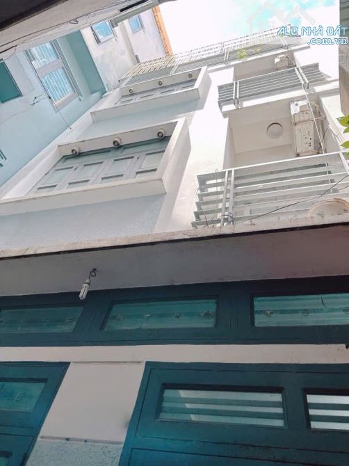 Bỏ ra hơn 5tỷ có nhà ngang 5m cạnh Phan Đăng Lưu 3tầng hẻm 3m5 cách MT 20m - 2