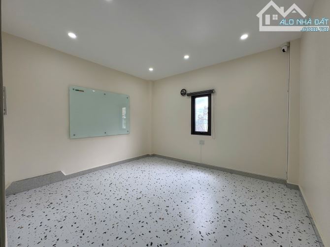 NHÀ 7 tầng KINH DOANH _ VIEW THÀNH PHỐ _ MẶT TIỀN GẦN HỒ XUÂN HƯƠNG - 2