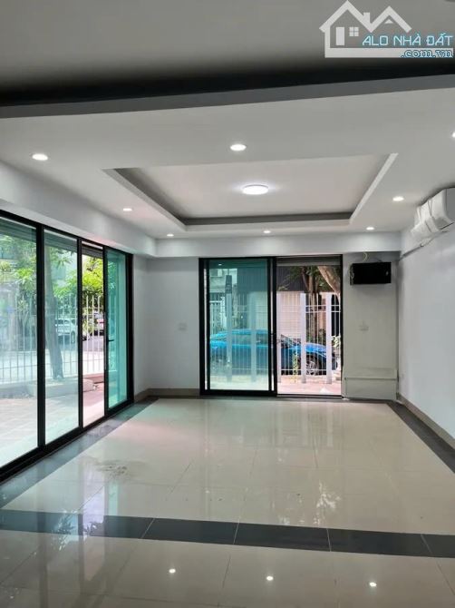 Bán Nhà KĐT Văn Quán Phố NGuyễn Khuyến 134m2 x 4t Lô Góc K/D CaFe Vp 39.6 Tỷ Q. Hà Đông - 2
