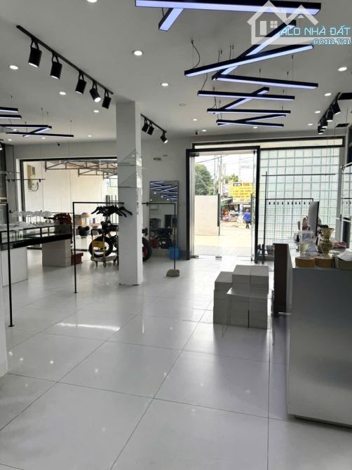 BÁN TÒA NHÀ DỊCH VỤ 3 TẦNG NGANG 10M ĐƯỜNG SỐ 8 LINH XUÂN THỦ ĐỨC 19.8 TỶ - 2