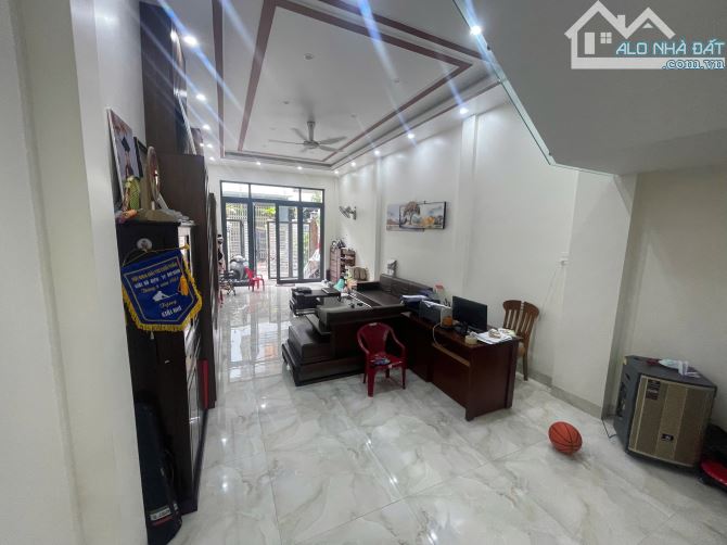 Bán nhà 3 tầng hẻm Trần Phú 90m2 - 3