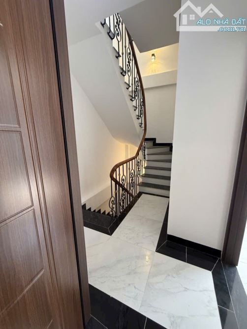 🏡 BÁN NHÀ PHỐ ĐỘI CẤN 5 TẦNG, GẦN PHỐ, DIỆN TÍCH 41m² GIÁ CHỈ 8.9 TỶ - 3