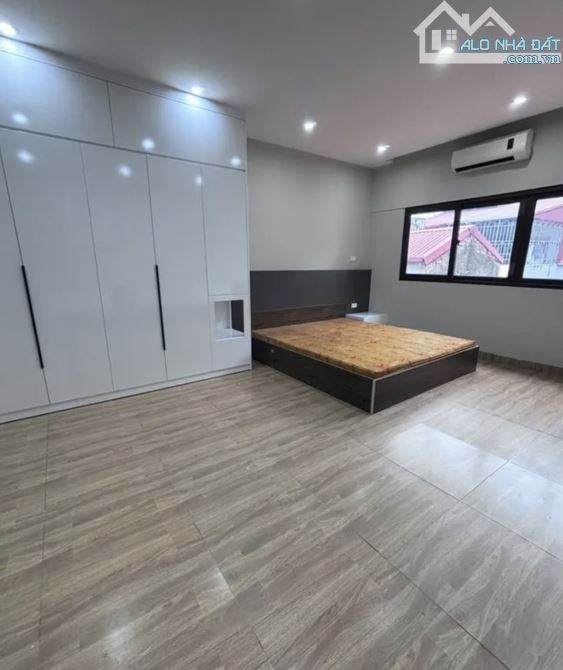 QUAN HOA CẦU GIẤY - 13TỶ - NHÀ 65m2 - MT hơn 4m - NGÕ RỘNG - NHÀ ĐẸP DÂN XÂY - SỔ HOA KHÔI - 2