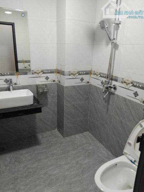Bán nhà riêng tại đường Văn Hội, Bắc Từ Liêm 35m2, phân lô, ô tô,   nhỉnh 5tỷ. - 3