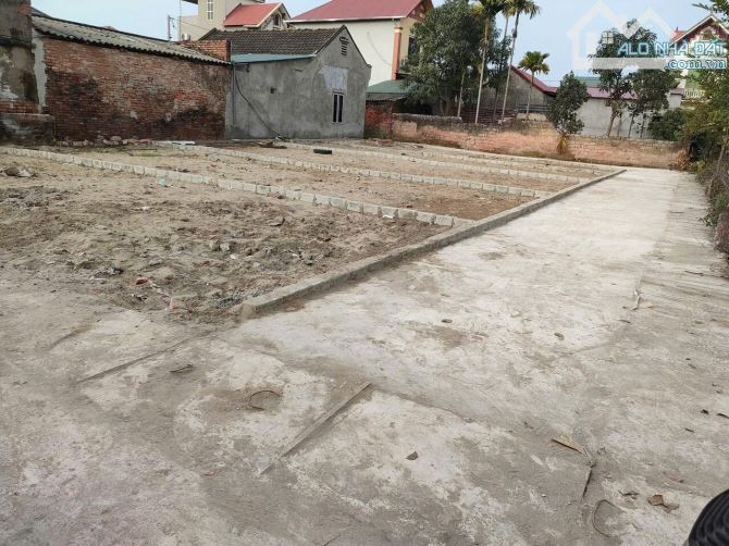 CHẠM TAY VÀO MỎ VÀNG - Gía còn đang “dưới đáy”! - 3