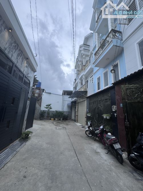 Bán Đất Cực Đẹp Trần Thị Năm.(TCH10) 72m2, Khu nhà cao tầng, Đường 6m xe hơi ngủ trước n - 3