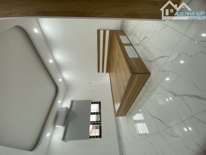 BÁN NHÀ MỸ ĐÌNH - 30Mx 5T - MT4M - LÔ GÓC GẦN Ô TÔ - 6,4 TỶ - 3
