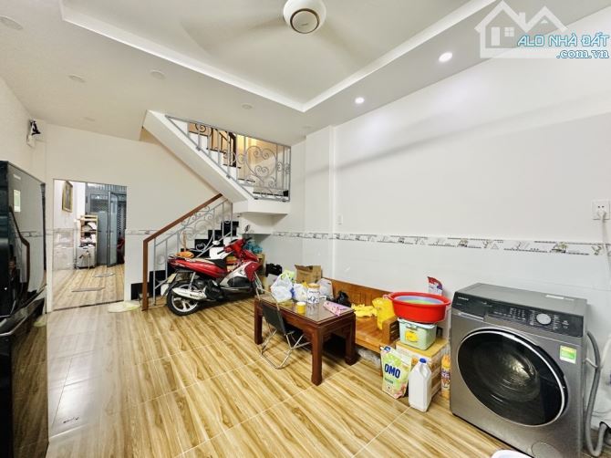 Phạm Văn Hai - Liền Kề Mặt Tiền Trường Sa - Gần Út Tịch - 3