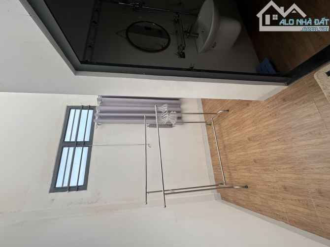 Nhà HXH 4x18 - 68.3m2 gần Ngã tư chợ Đồn . Có thể dọn vô ở liền - 3