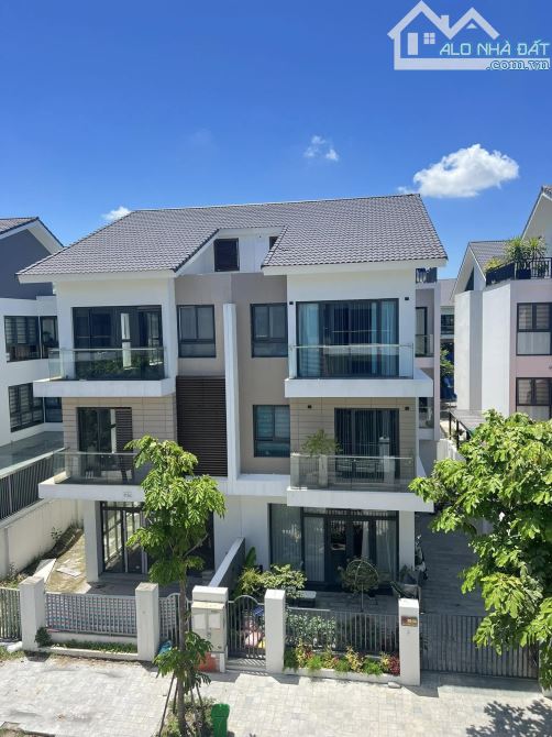 BÁN NHÀ BIỆT THỰ AN VƯỢNG NAM CƯỜNG VỊ TRÍ ĐẸP ĐỂ Ở CỰC SƯỚNG,RẺ HƠN TT 5 TỶ. GIÁ 35,5 TỶ. - 2