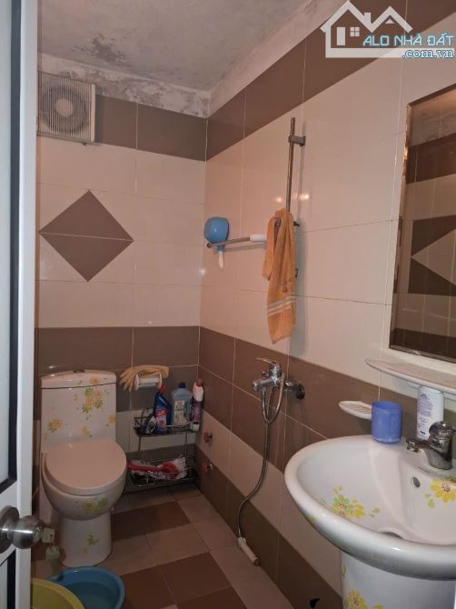 NHỈNH 17 TỶ NHÀ PHỐ DƯƠNG QUẢNG HÀM, CẦU GIẤY, KINH DOANH, Ô TÔ, DT 56M, 5 TẦNG MT4M - 3