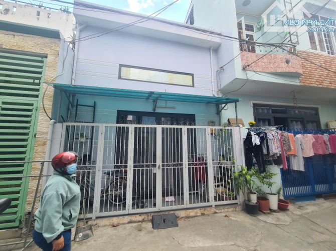 Bán nhà Quận 2, Nguyễn Tuyển, ngang 4,5m, sát MT, sổ vuông đẹp, 4.xx tỷ - 3