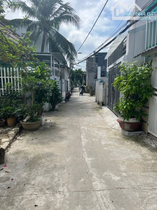 Bán đất Liên Hoa, Vĩnh Ngọc, Tây Nha Trang. DT: 73,4 m2; hướng Tây Bắc. Giá bán 1,66 tỷ - 3
