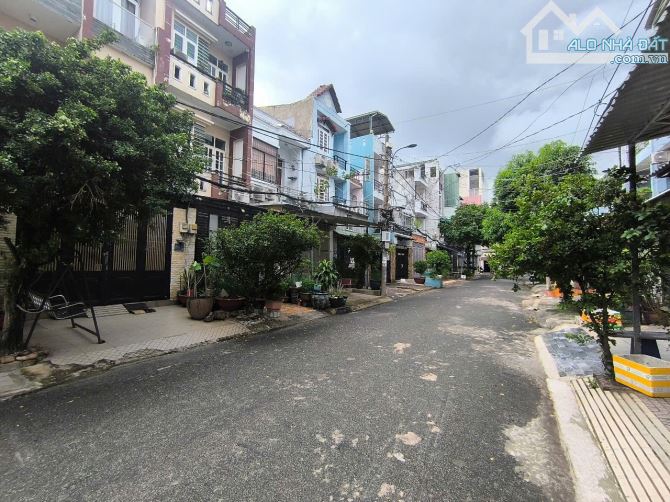 Nhà 2MT HXH 8m Phan Văn Trị P.7-GV. DT: 4X20M.CN: 75M2. Nhà 2 lầu ĐCT 17TR GIÁ 11 TỶ TL - 3