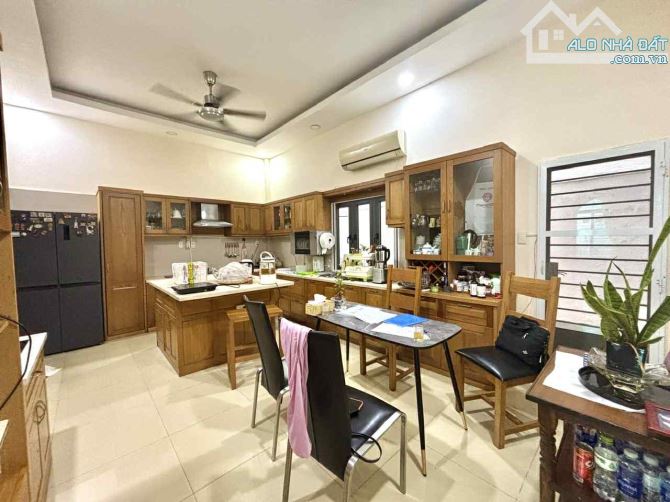 SÁT MẶT TIỀN NGAY NGUYỄN HỮU CẢNH VIEW LANDMARK - 257M2 NỞ HẬU TÀI LỘC 2 LẦU 4PN - 3