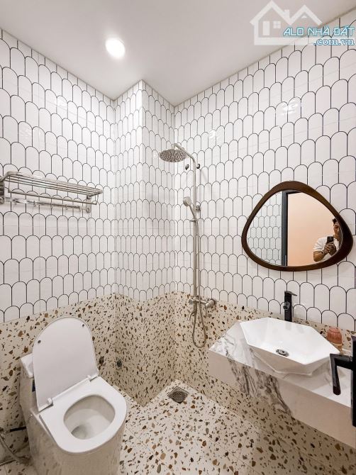 Bán nhà hoàng văn thụ Phú nhuận - 64m2 - full nội thất - 3,85 tỷ - 3