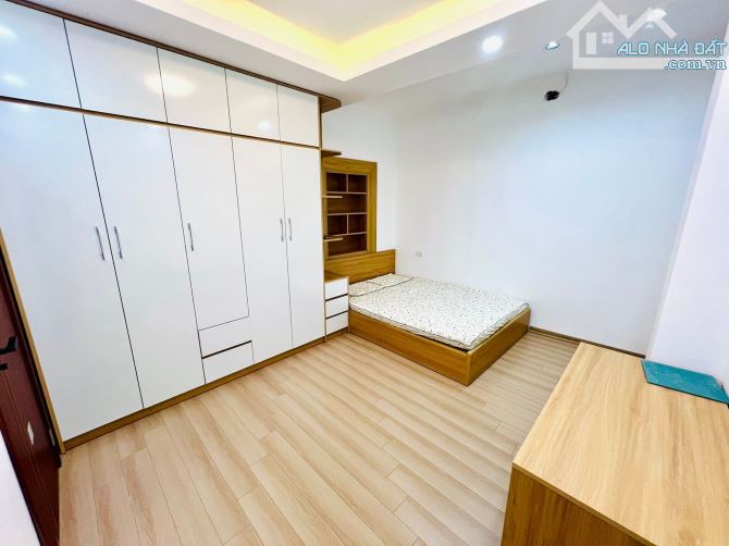 Siêu Hiếm Đống Đa Chỉ 7 tỷ sở hữu ngay căn nhà 5T nhà mới ở ngay gần Ô Tô Kinh Doanh. - 3