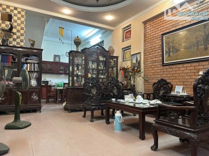 Nhà 4 tầng phố Chùa Láng 52m4 quận Đống Đa Hà Nội khu phân lô văn phòng công ty tiện ích q - 3