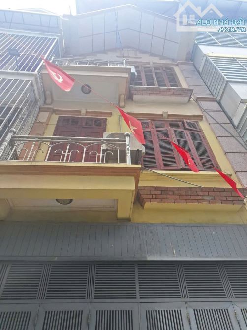 Nhà 4 tầng phố Chùa Láng 52m4 quận Đống Đa Hà Nội khu phân lô văn phòng công ty tiện ích q - 3
