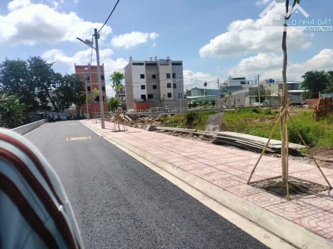 BÁN 16 LÔ ĐẤT GIÁ F0 TX25 DA SIÊU ĐẸP HỆ SỐ XÂY DỰNG 3.0 ĐƯỜNG LỚN 20M - 3