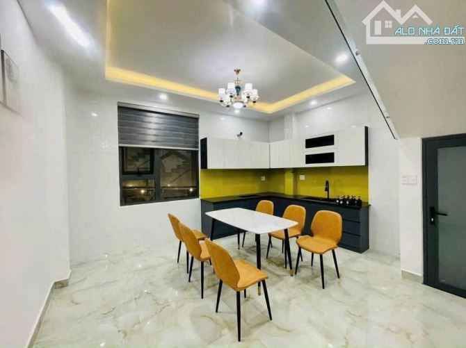 CẦN BÁN CĂN NHÀ MẶT TIỀN ĐƯỜNG TẠI P8 TP ĐÀ LẠT - 3