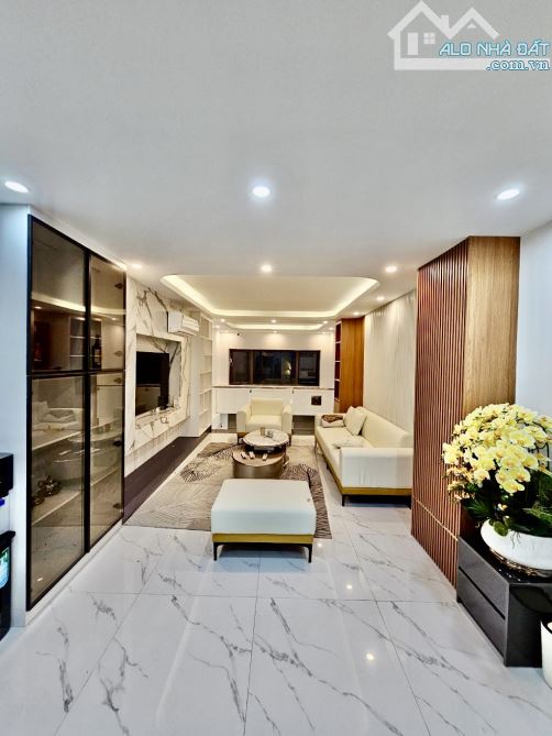 Bán Nhà Thạch Bàn hơn 9 tỷ-60m2-6 TẦNG THANG MÁY-Ô TÔ-FULL NỘI THẤT-PHÁP LÝ CHUẨN-SỔ VUÔNG - 3