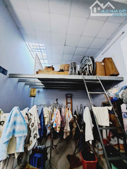 Bán Gấp nhà Lê Văn Quới hẻm 5m thông xe hơi vào nhà 51m2 -2 Tầng 3 tỷ 5 - 3