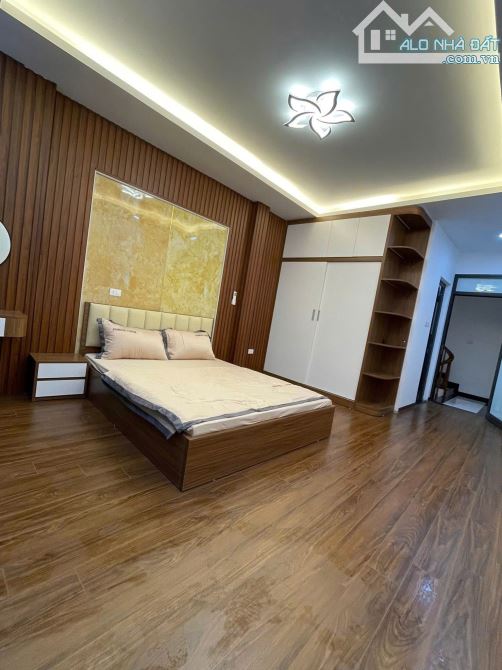 CẦN BÁN NHÀ ĐẸP Ở NGAY NGÕ RỘNG THÔNG THOÁNG NHIỀU TIỆN ÍCH  HOÀNG MAI 35M5T 7,8 TỶ - 3