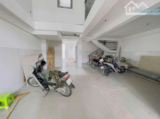 Hẻm Xe Hơi - Phước Long B - Quận 9 - CHDV 4 Tầng - 128m2 - Thu nhập 30 Triệu/Tháng - 3