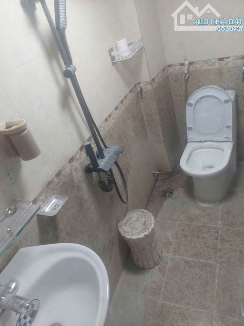 Bán nhà ngõ  Núi Trúc, DT 17/20m, 6 tầng, MT 3.4m, giá 7.2 tỷ, ngõ oto tránh. - 3