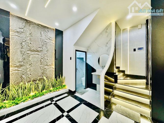 4.5❌10m, BÁN NHÀ 5 TẦNG, HẺM XE HƠI, 1/ QUANG TRUNG, P8 GÒ VẤP, 7.x TỶ - 4