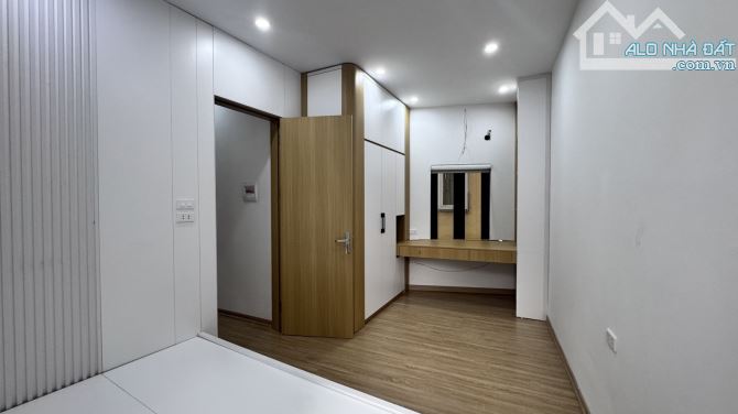NGÕ QUỲNH , DUY NHẤT 1 CĂN , 34M² , 4PN FULL NỘI THẤT , NGÕ NÔNG , GẦN Ô TÔ , 5,89 TỶ - 4