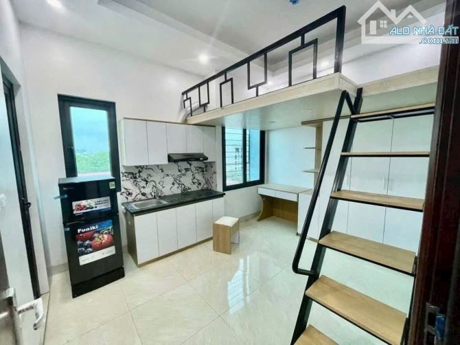 Chung cư mini Phú Đô 100m2 - 8 tầng - 26 phòng - 50m ra oto tránh - 22.x tỷ - 4