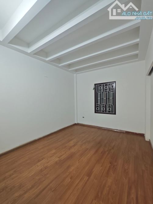 Bán nhà Khuất Duy Tiến - Thanh Xuân - Phân lô - Oto tránh đỗ - Kinh doanh - 20 tỷ - 4